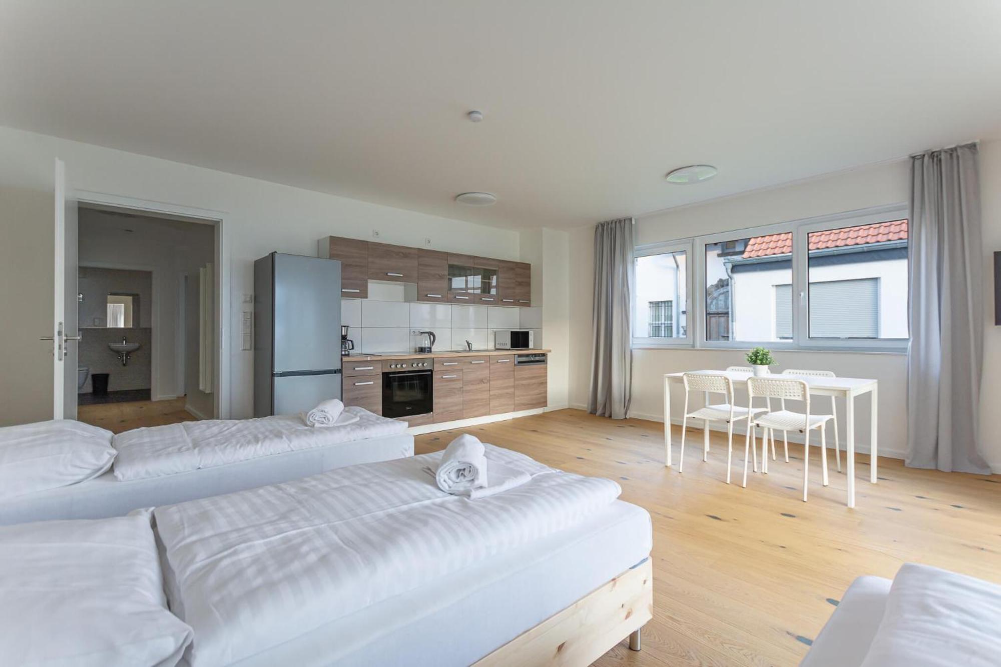 T&K Apartments - Bergisch Gladbach - 7 Comfortable Apartments - 20 Min To Fair Messe Cologne Eksteriør bilde